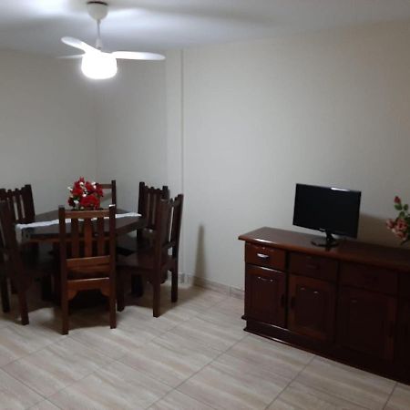 Temporada Cabo Frio Apartment Bagian luar foto