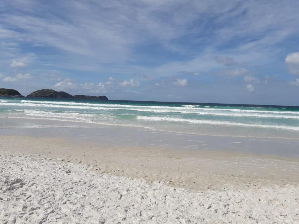 Temporada Cabo Frio Apartment Bagian luar foto